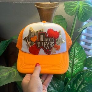 Trucker hat